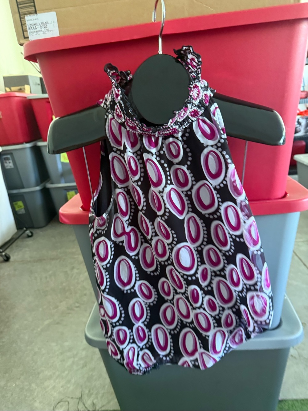 Sleeveless Halter Top in Pink and Black - p59